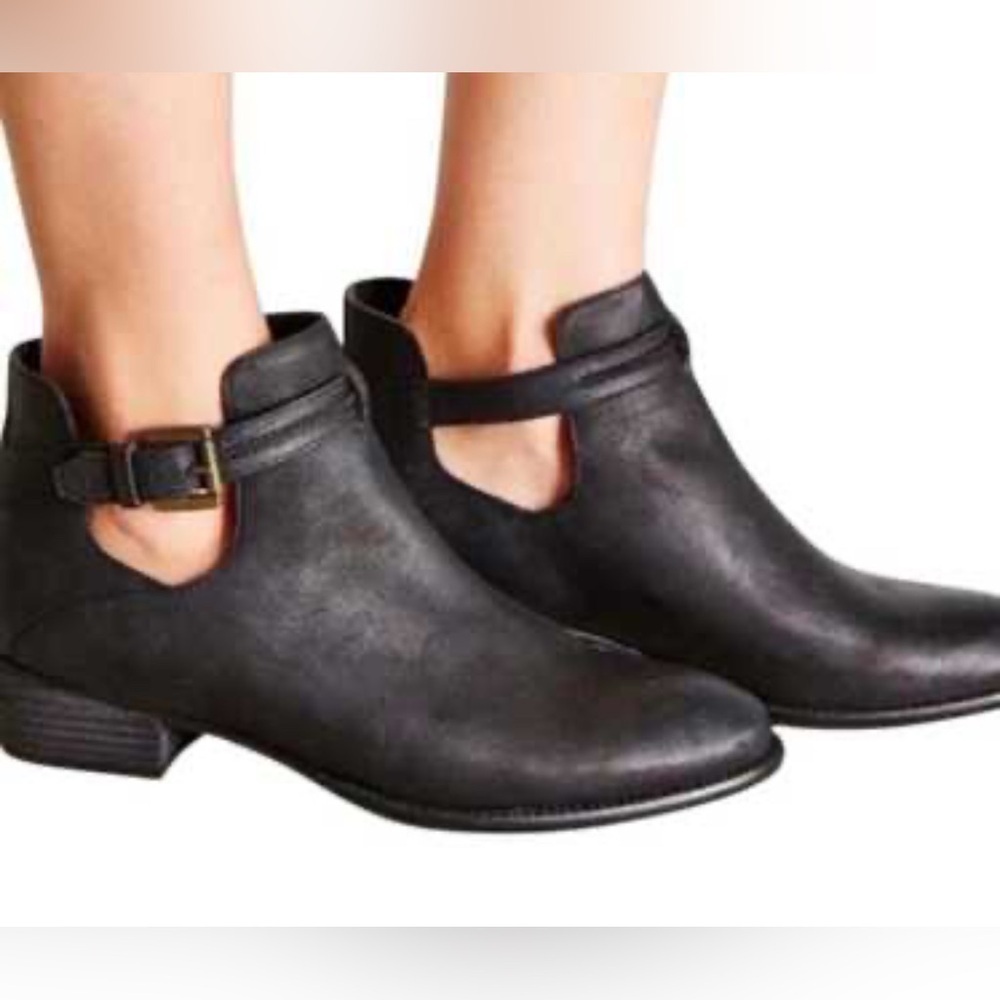 Anthro Seychelles Tourmaline Black Leather Ankle Strap Booties Sz 9